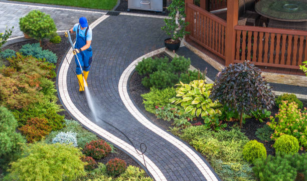 Best Sidewalk Pressure Washing  in Council Bluffs, IA